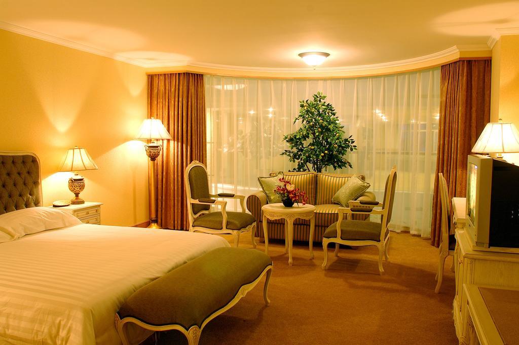 New Gloria Plaza Garden Hotel هاربين الغرفة الصورة